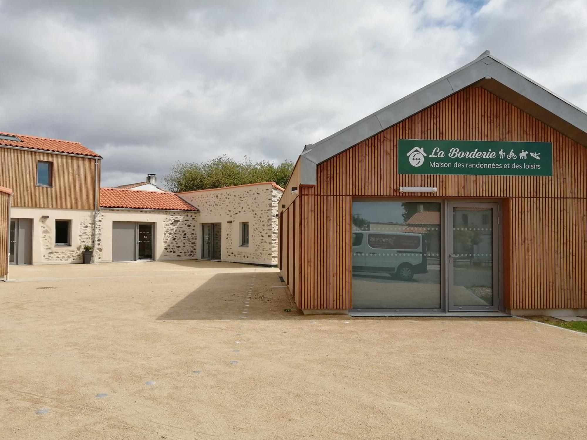 La Borderie - Maison Des Randonnees - Gite Etape - Gite De Groupe Vairé Kamer foto